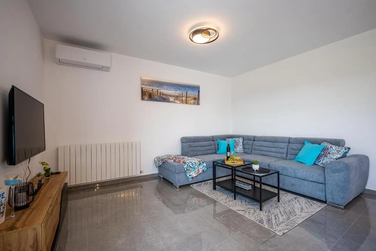 Domus Alba Apartments Pula