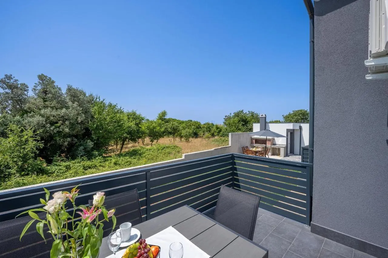 Domus Alba Apartments Pula 0*,