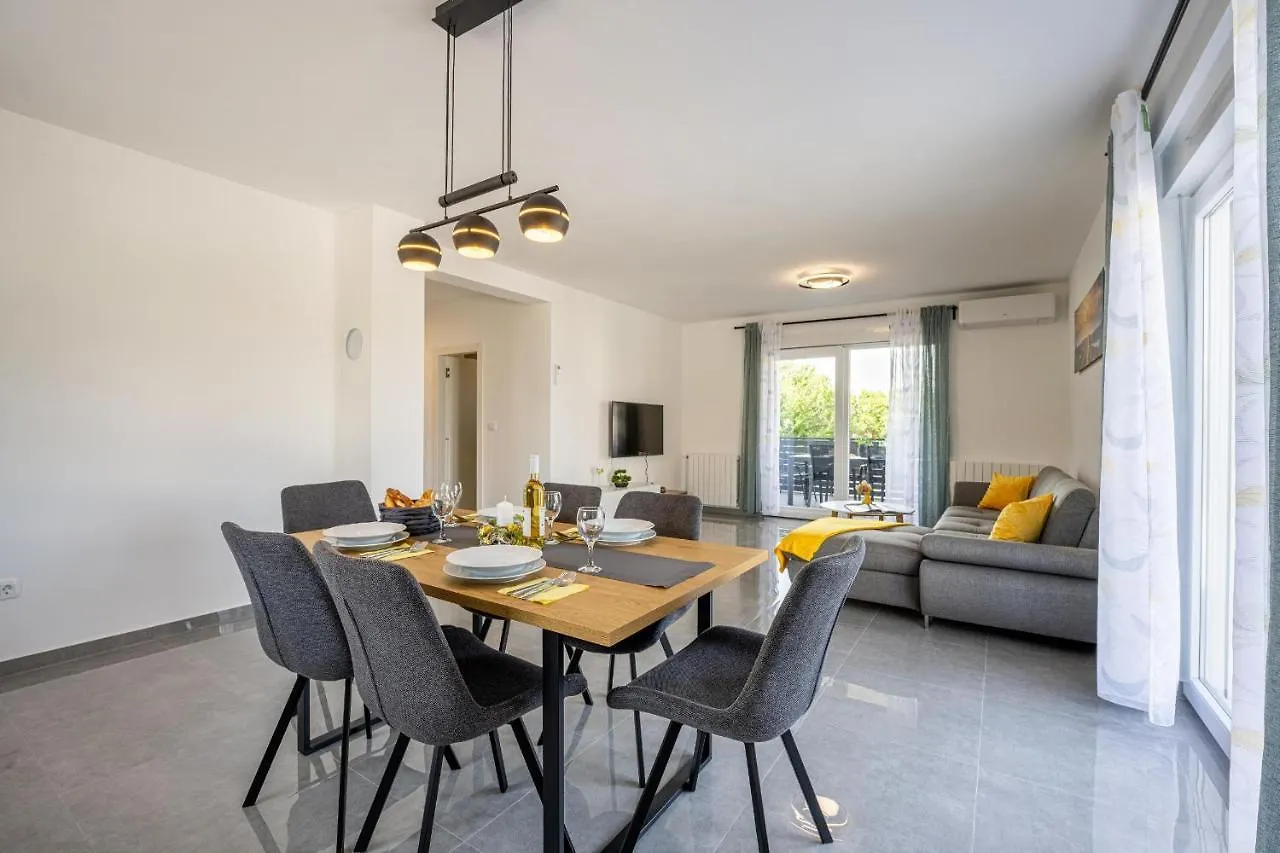 Domus Alba Apartments Pula